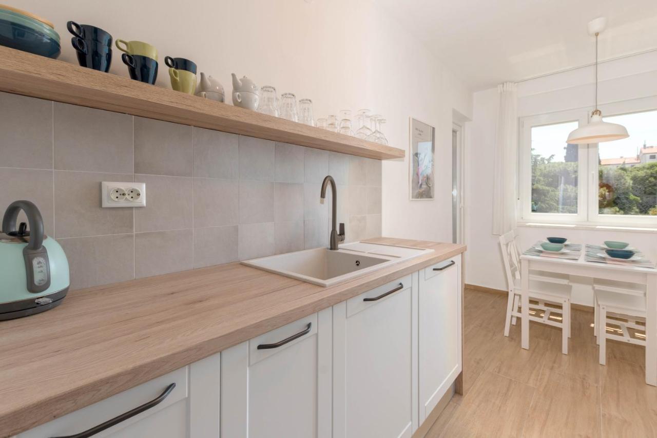 Nona Mileva Apartment Пула Экстерьер фото